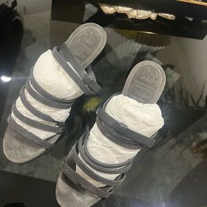 Elegant Gray Strappy Women's Sandals